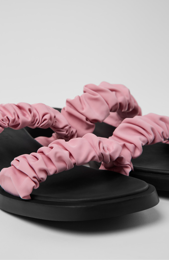 Neu Eingetroffen Camper Dana - Rosa Sandalen aus recyceltem PET für Damen.