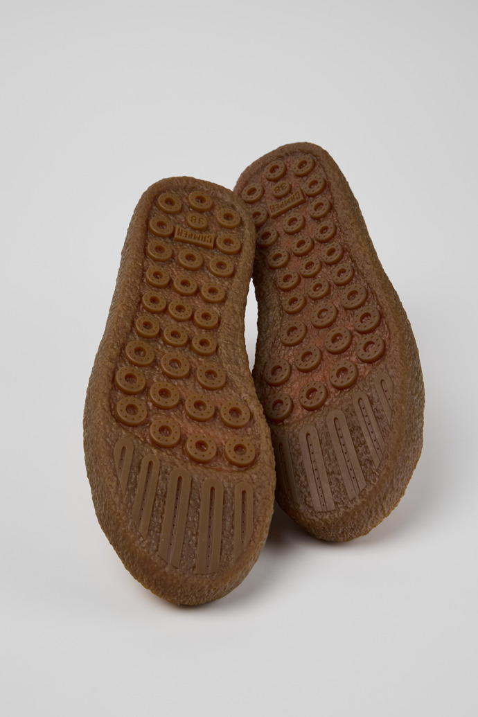 Neu Eingetroffen Camper Peu Terreno - Brauner und grauer Damenschuh aus Nubukleder und Leder.