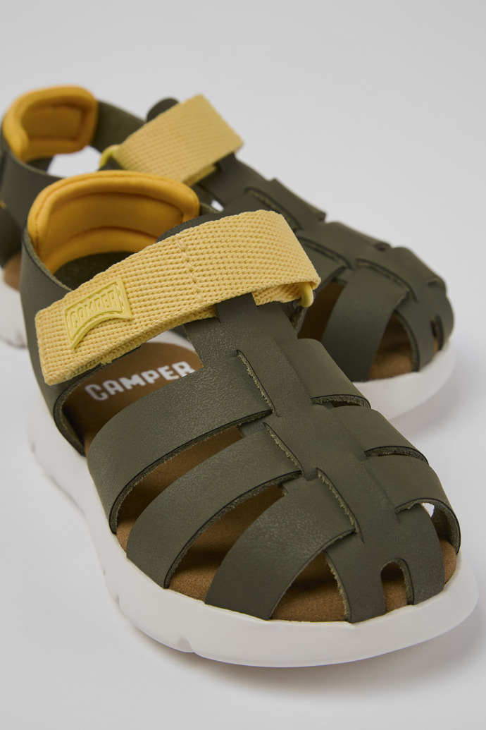 Neu Eingetroffen Camper Oruga - Grüne Kindersandale aus Leder und Textil
