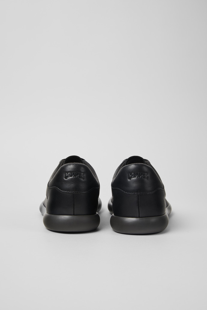 Neu Eingetroffen Camper Pelotas Soller - Schwarzer Herrensneaker aus Leder.