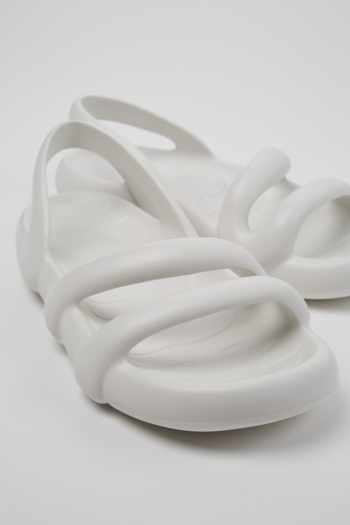 Neu Eingetroffen Camper Kobarah Flat - Weiße Sandalen.